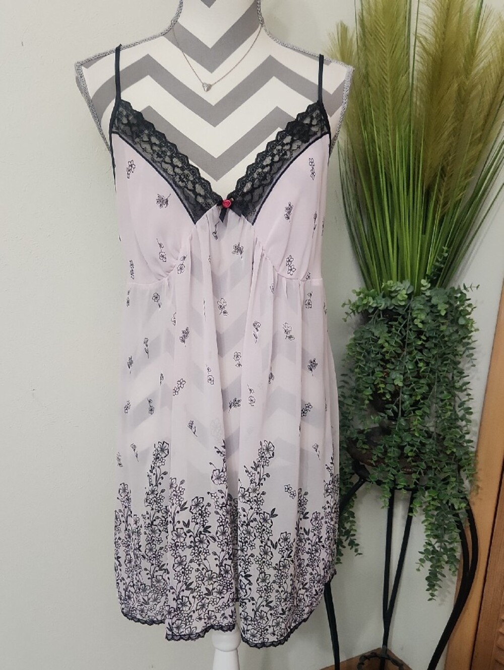 Apt. 9 Sheer Pink Floral Slip with Black Lace Trim
